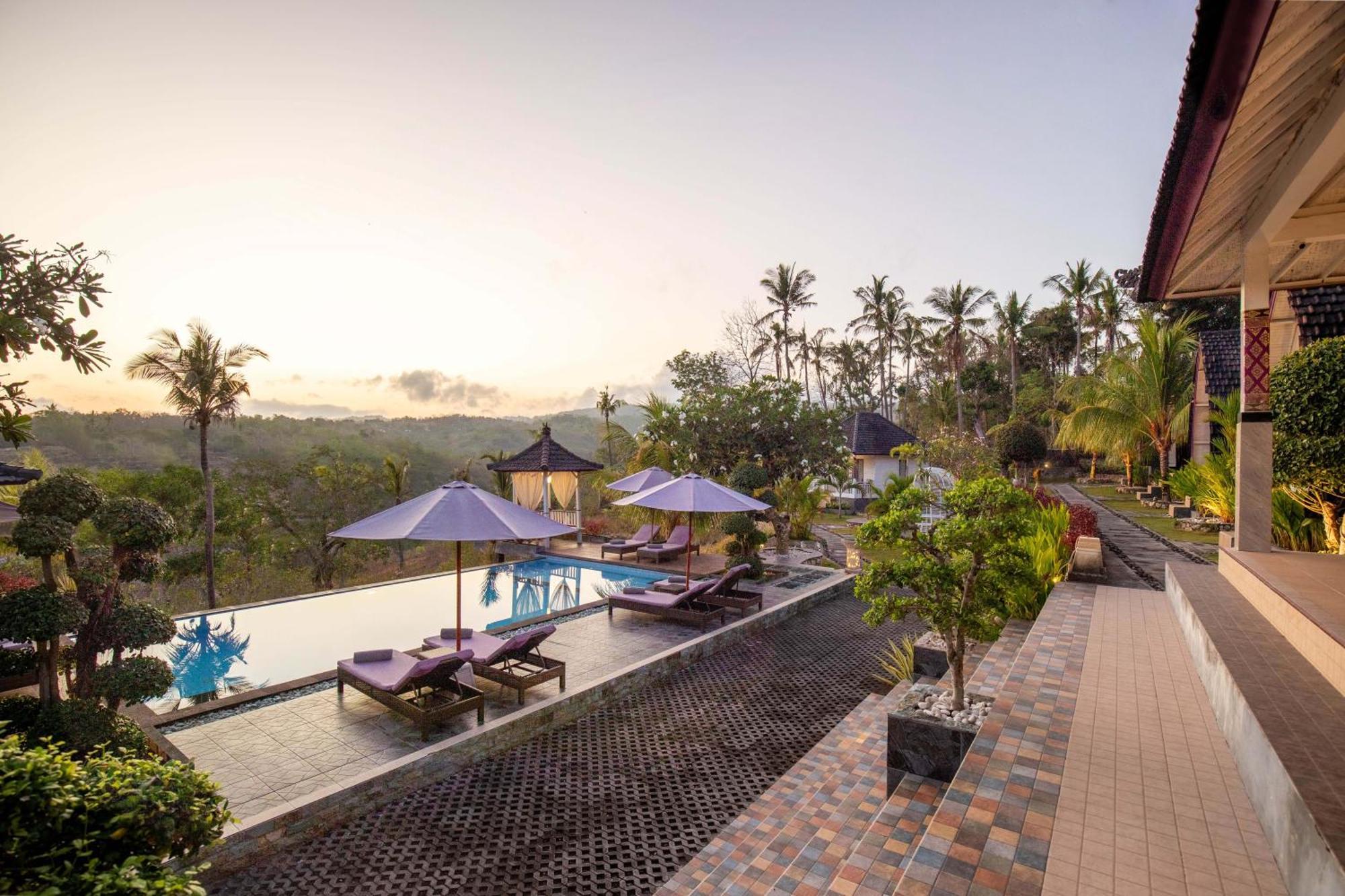 Akusara Jungle Resort And Spa Batununggul Esterno foto